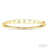 1/2 Ctw Round Cut Diamond Mosaic Fashion Bangle in 10K Yellow Gold